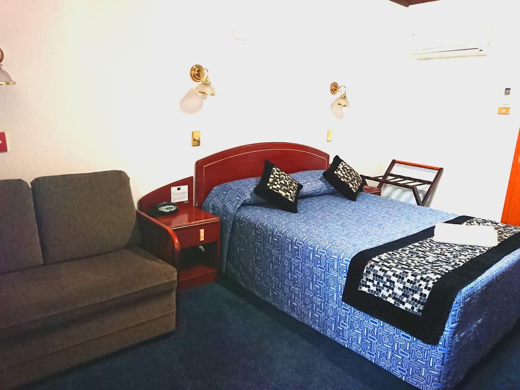 New Olympic Motel ลิสมอร์ ภายนอก รูปภาพ