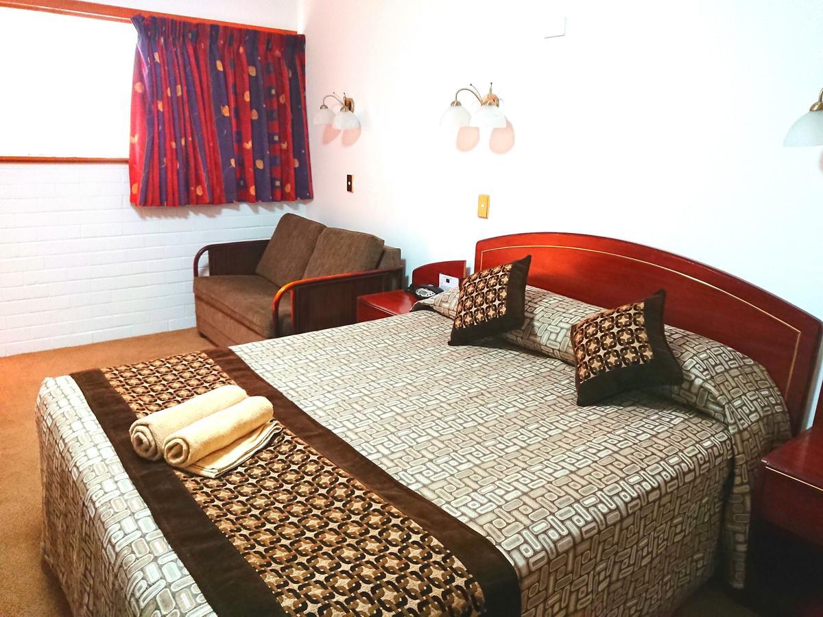 New Olympic Motel ลิสมอร์ ภายนอก รูปภาพ