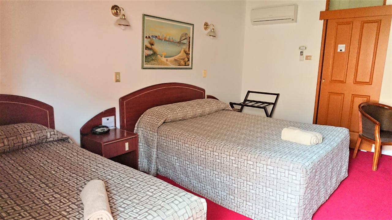 New Olympic Motel ลิสมอร์ ภายนอก รูปภาพ