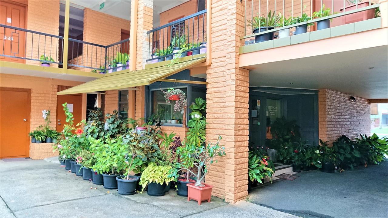 New Olympic Motel ลิสมอร์ ภายนอก รูปภาพ