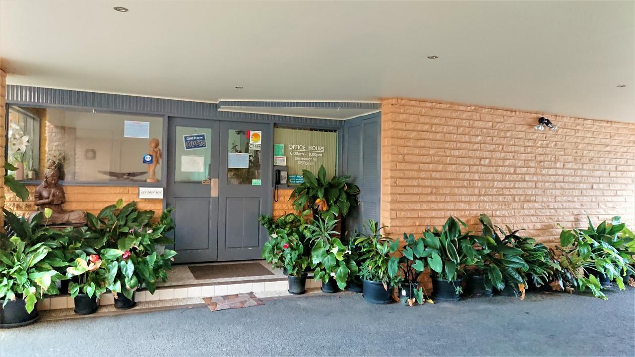 New Olympic Motel ลิสมอร์ ภายนอก รูปภาพ