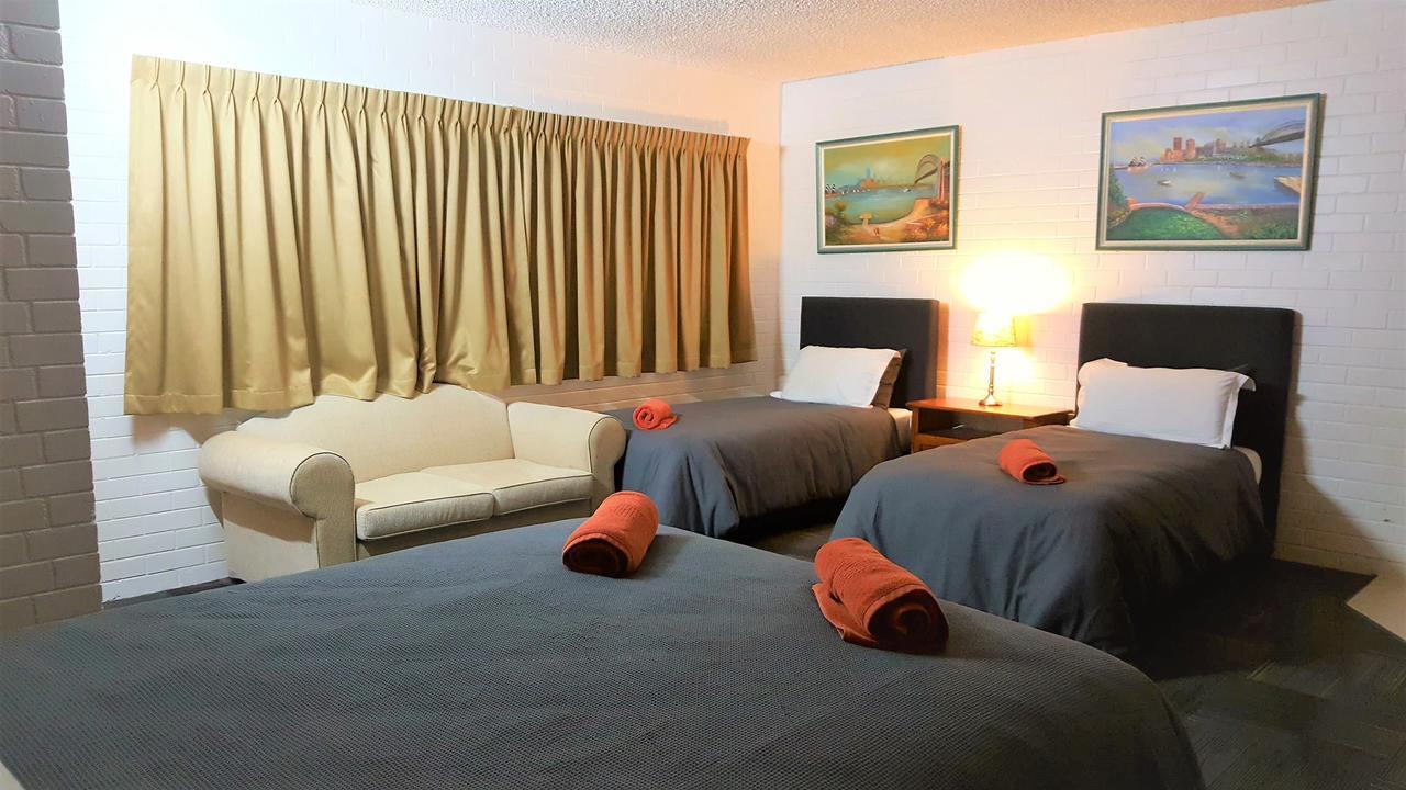 New Olympic Motel ลิสมอร์ ภายนอก รูปภาพ
