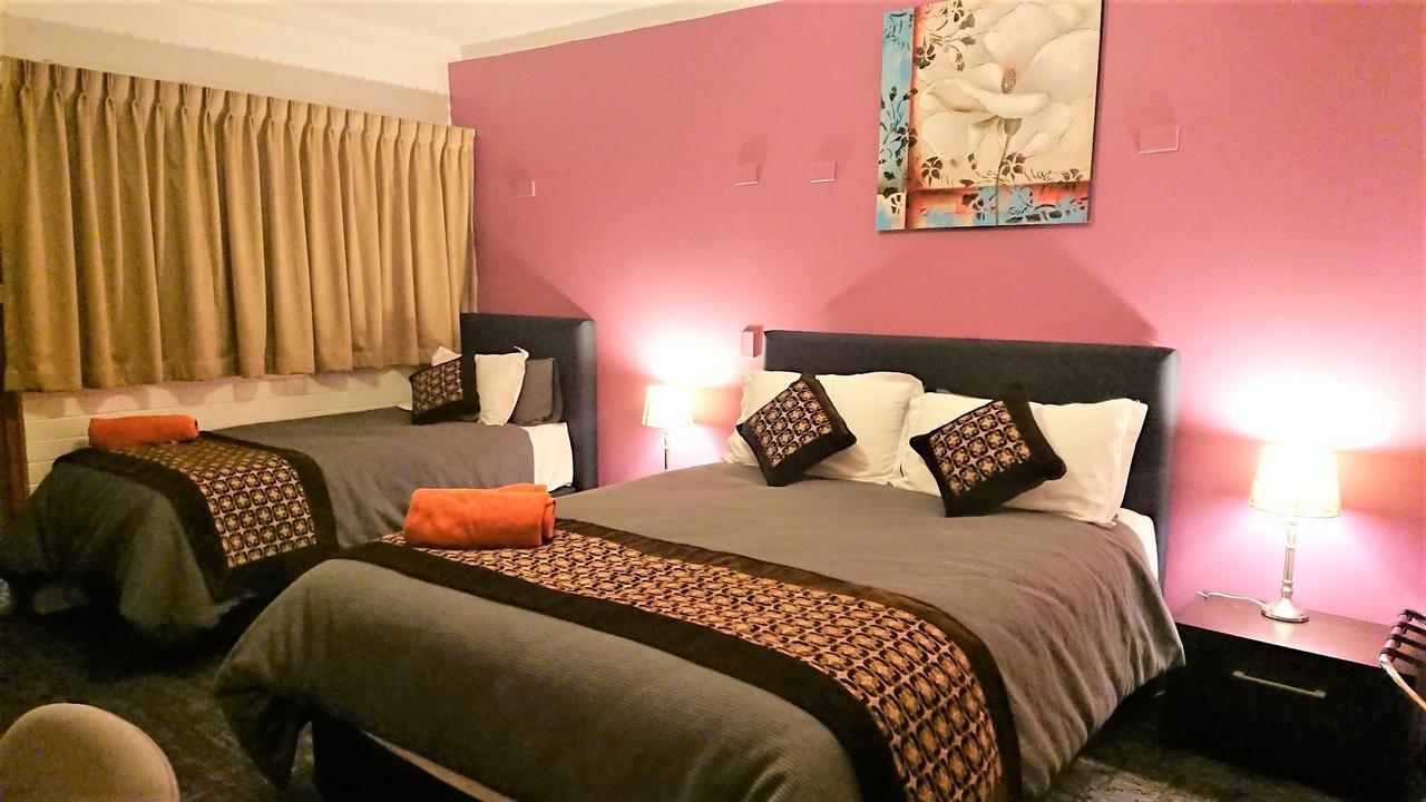 New Olympic Motel ลิสมอร์ ภายนอก รูปภาพ