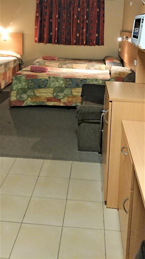 New Olympic Motel ลิสมอร์ ภายนอก รูปภาพ