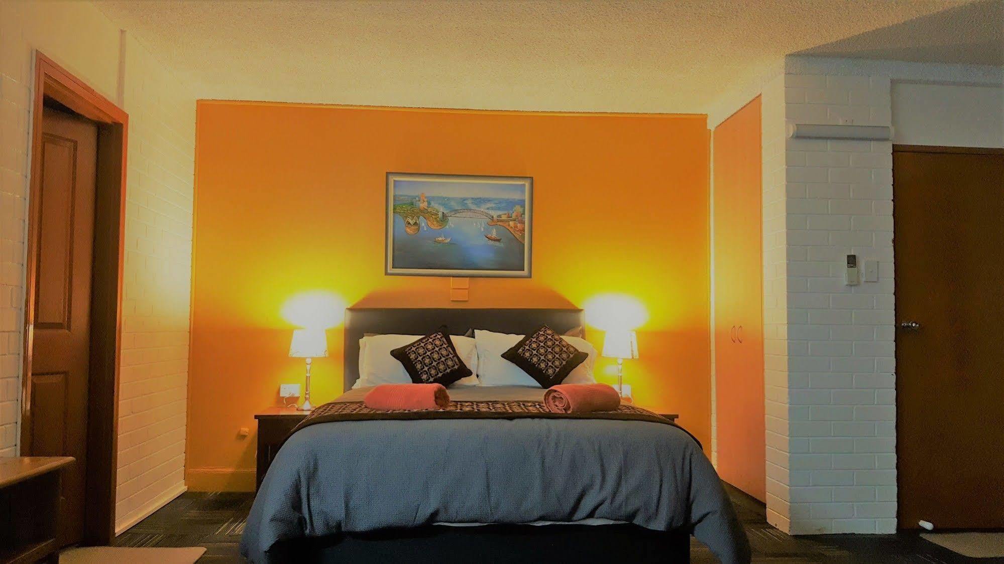 New Olympic Motel ลิสมอร์ ภายนอก รูปภาพ