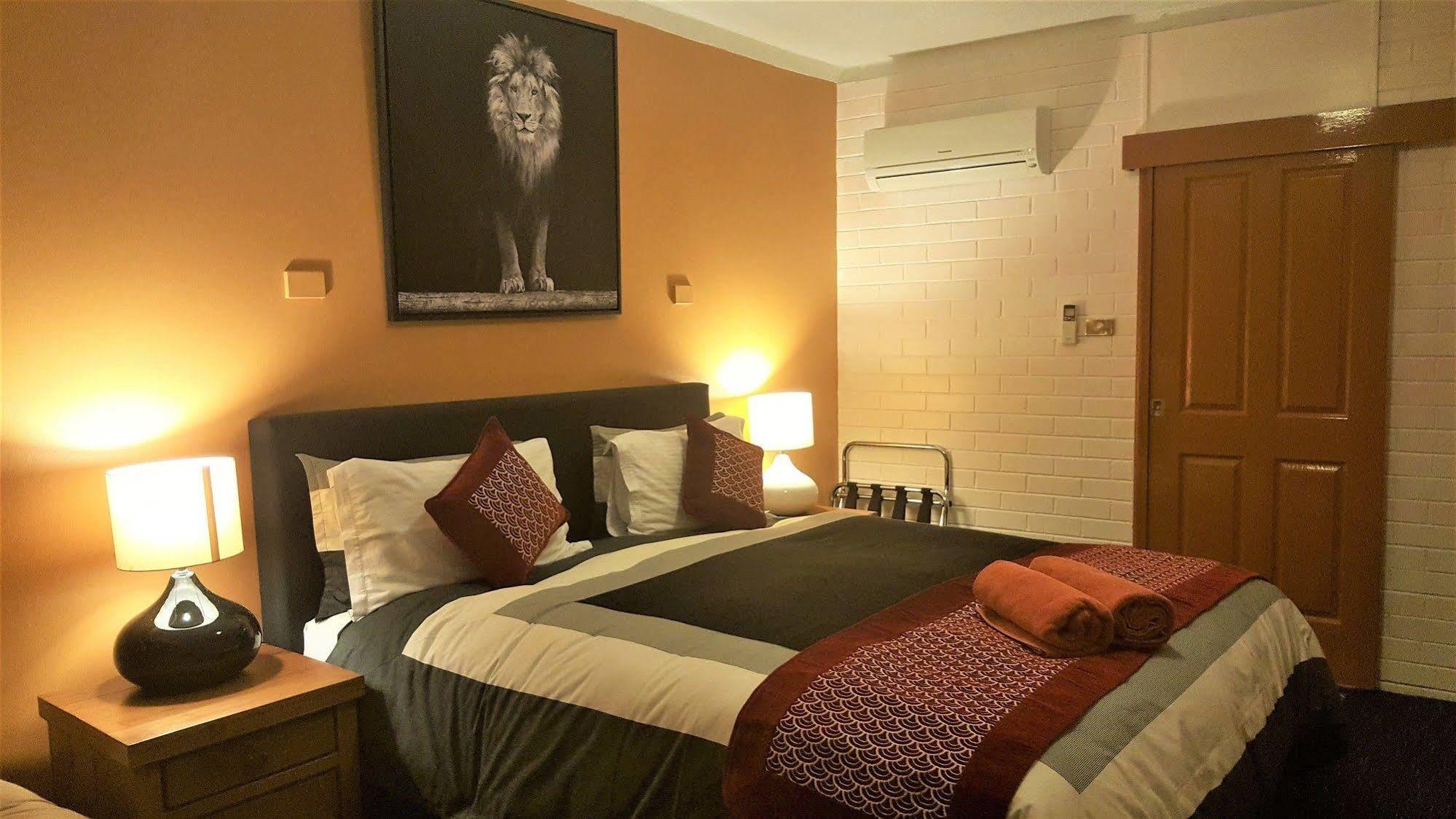 New Olympic Motel ลิสมอร์ ภายนอก รูปภาพ