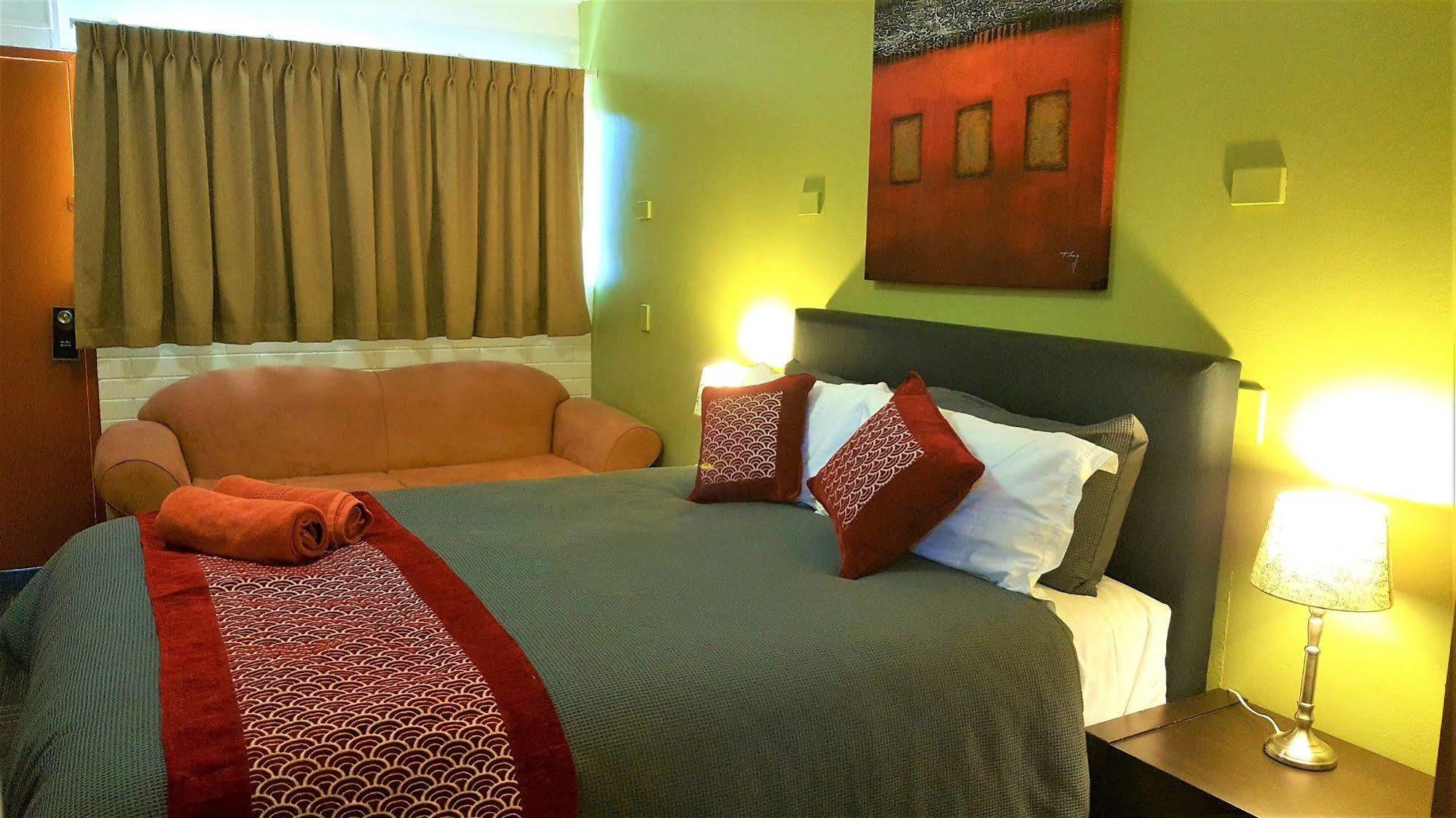New Olympic Motel ลิสมอร์ ภายนอก รูปภาพ